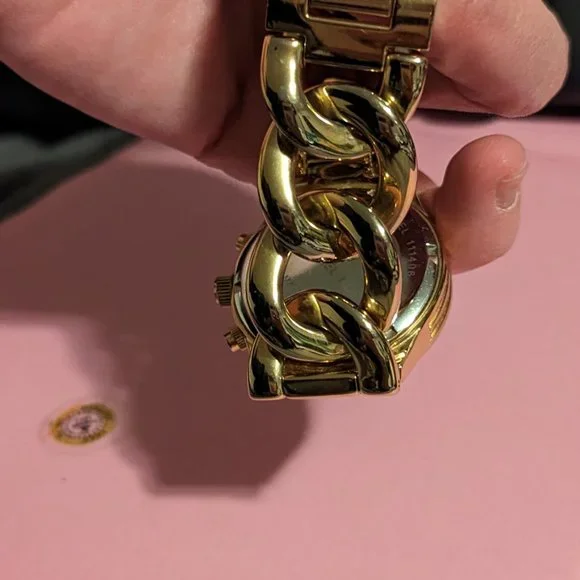 Michael Kors watch - Picture 3 of 4